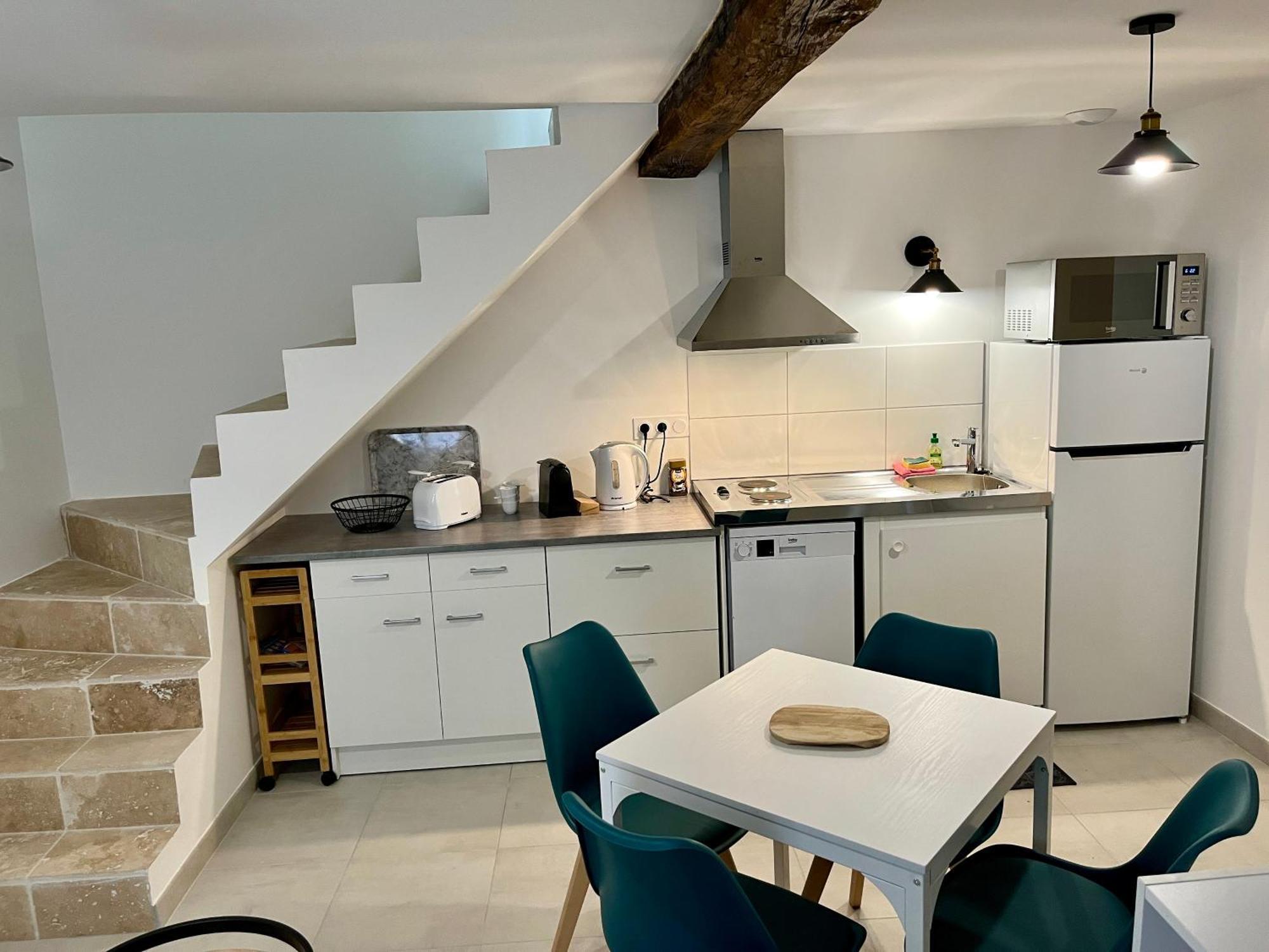2 Suites, Cour Privee, Climatisation, Le Nid De Blois Vienne Zewnętrze zdjęcie
