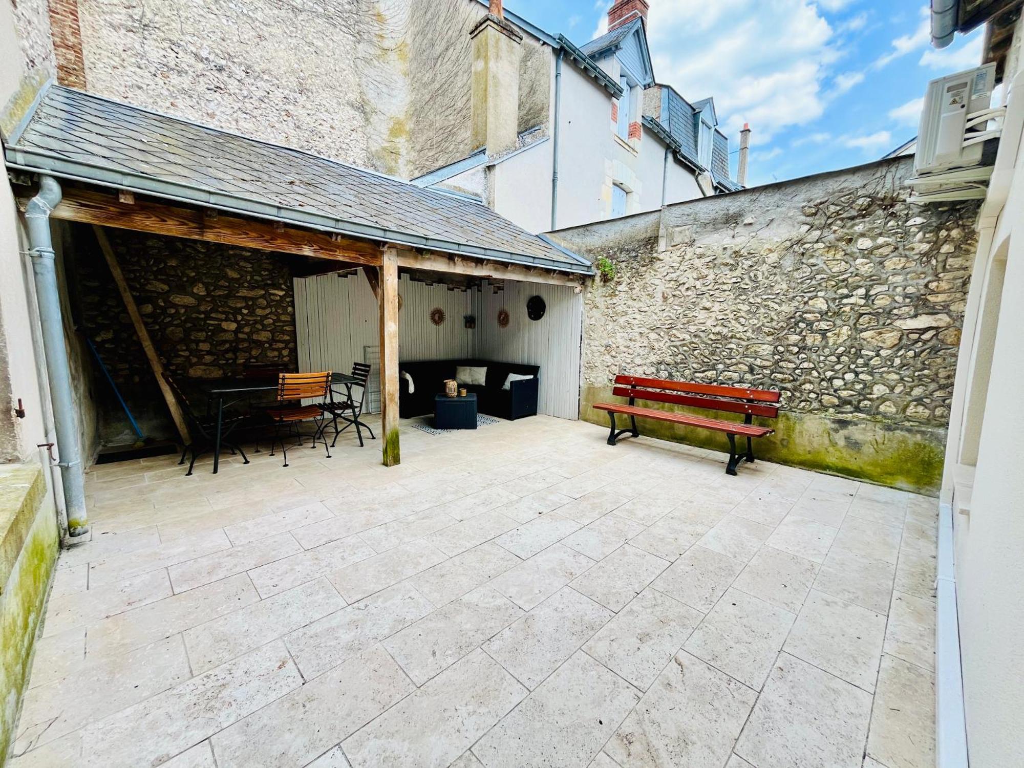 2 Suites, Cour Privee, Climatisation, Le Nid De Blois Vienne Zewnętrze zdjęcie